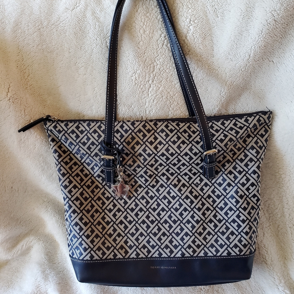 Tommy Hilfiger Purse